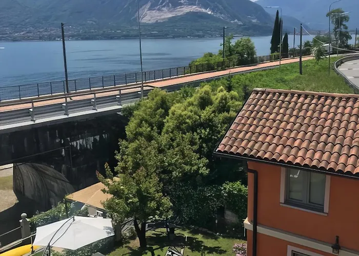 Azzurra